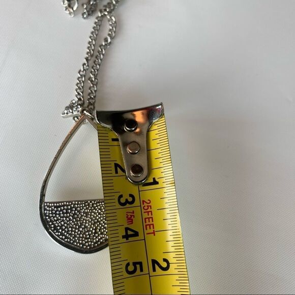 🛍3/$20 JESSICA Simpson Silver rhinestone costume necklace - Picture 4 of 5